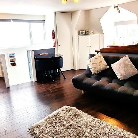 Beautiful Detached 1 Bedroom Apartment Элтам Экстерьер фото